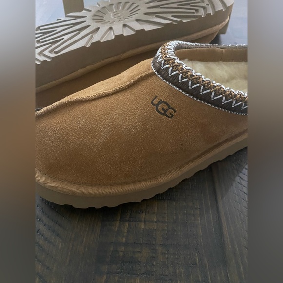 Chestnut Ugg Tasmans - Picture 3 of 7